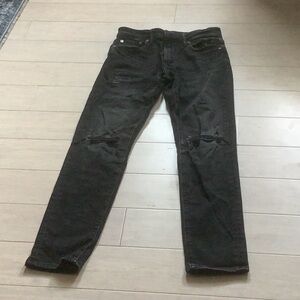 EUC- American Eagle Distressed jeans, 29x32.